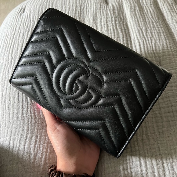 GG Marmont matelassé mini bag - Picture 4 of 6